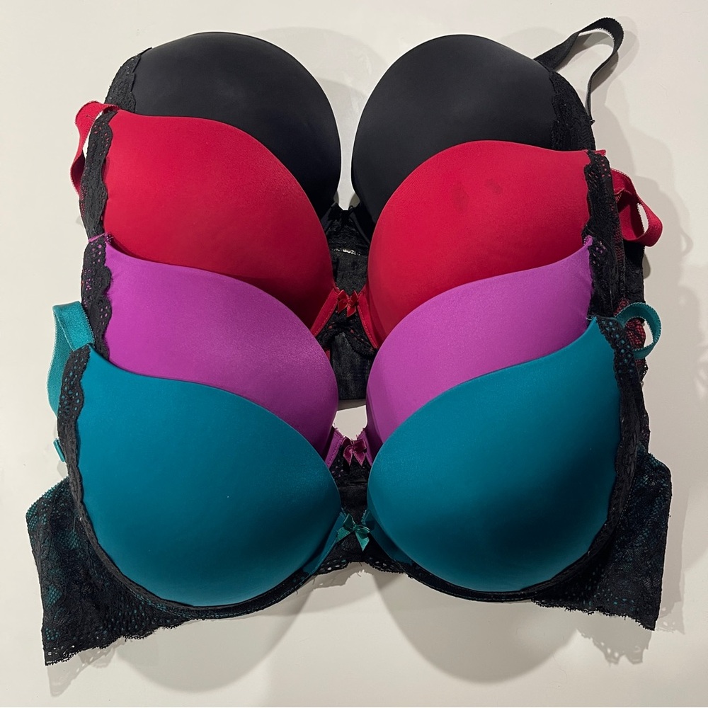 Torrid Women's Lace Trim sexy plunge Multi-Color Bra Set